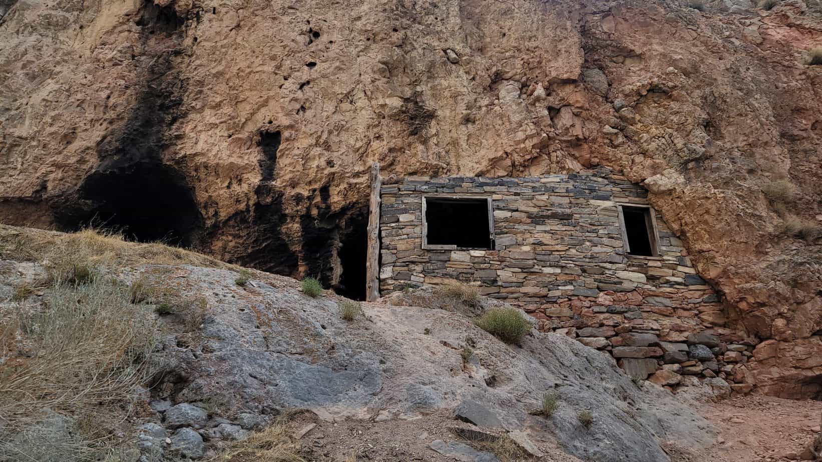Hermit's Cabin: Delta, Utah - Outdoor Fam Fun
